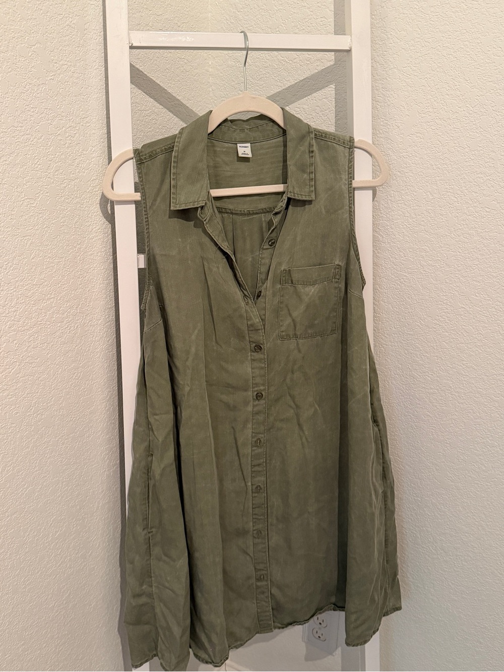 Old Navy Olive Green Sleeveless Shirt Dress